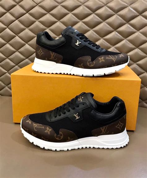 scarpe louis vuitton uomo trainer|louis vuitton shoes for men.